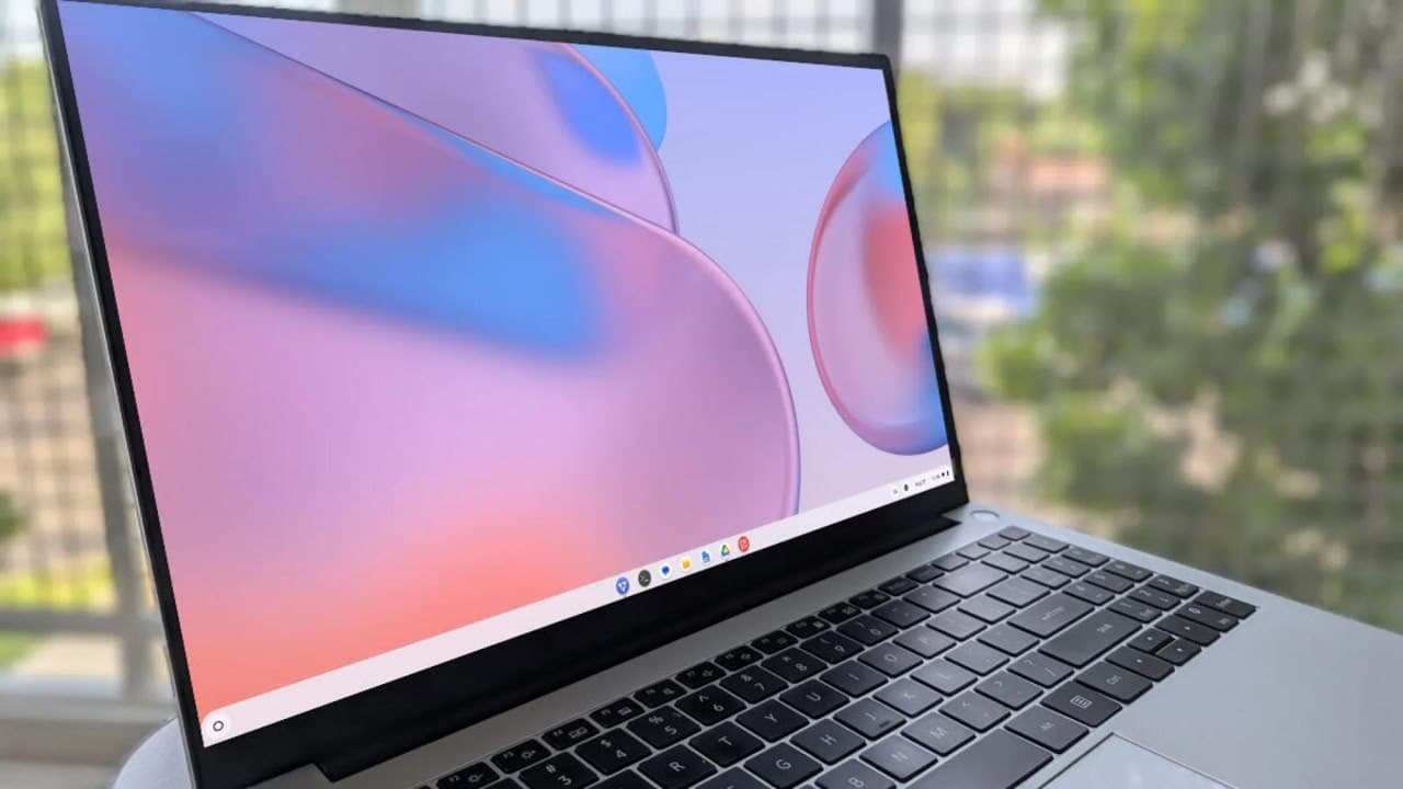 این سیستم عامل FydeOS هم بد نیست یه تستی کنید شبیه ChromeOS هست که میتونه کامپیوترهای قدیمی رو دوباره قابل استفاده کنه.